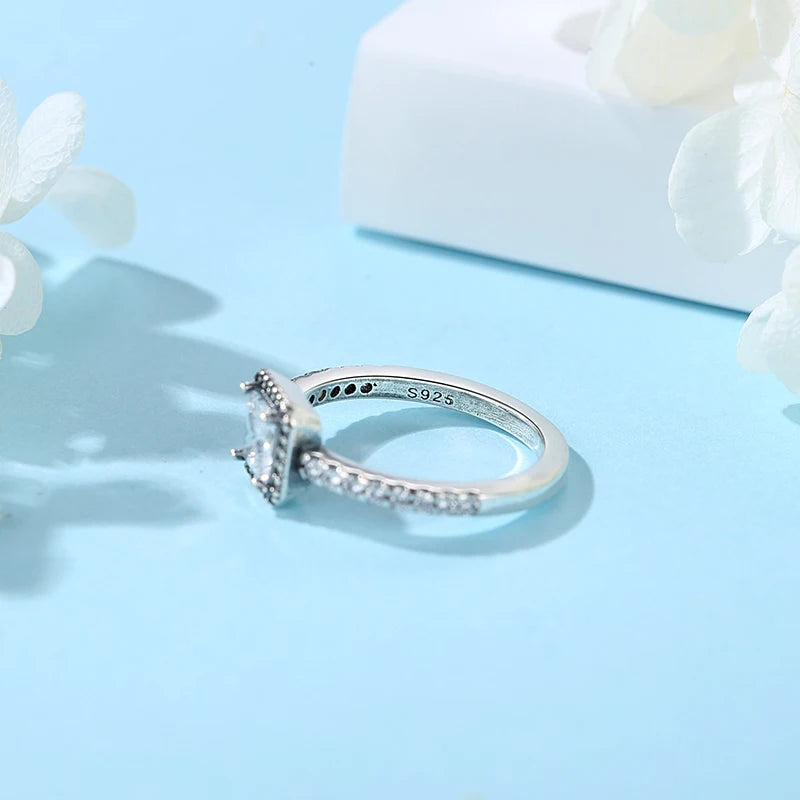 Anillo de Plata 925 con Cristal – Diseño Corona Corazón Oro Rosa